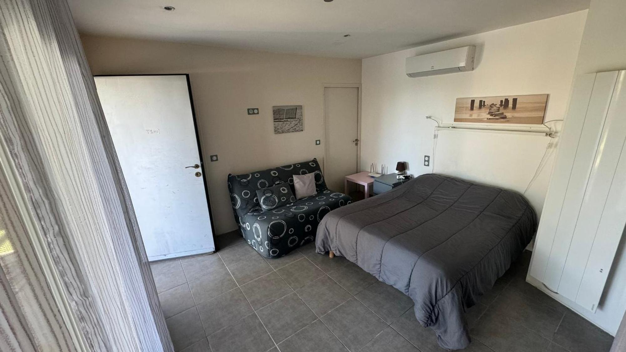 Appartamento Beau T2 moderne Climatisé Villeneuve-lès-Avignon Esterno foto