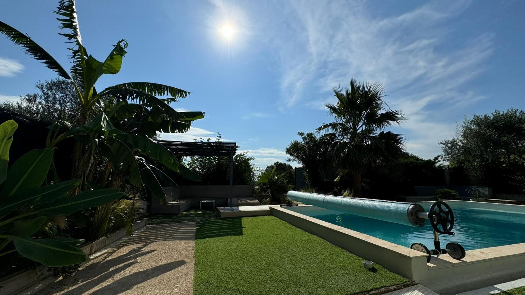 Appartamento Beau T2 moderne Climatisé Villeneuve-lès-Avignon Esterno foto